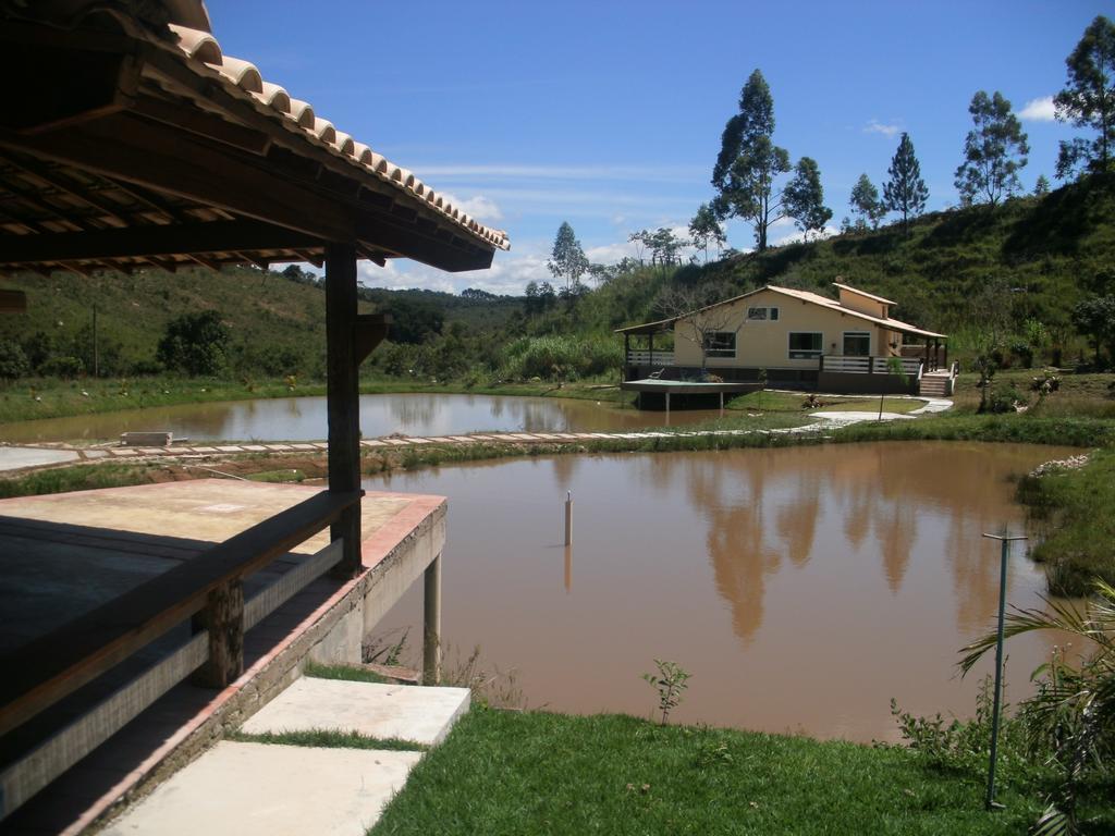 Jardim Dos Sonhos Hotel Santo Antonio do Leite Exterior photo